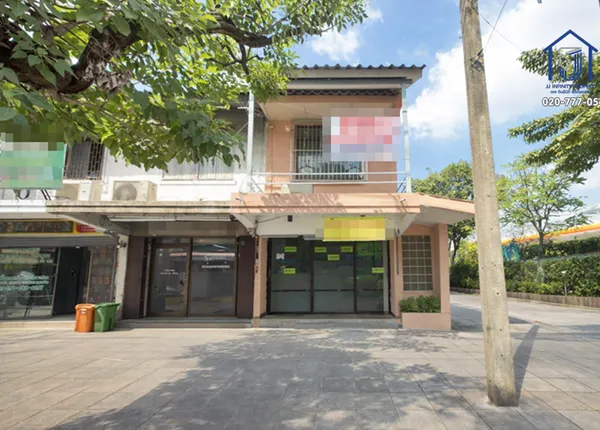 ขายอาคารพาณิชย์ 2.5 ชั้น หลังมุม ติดถนนเจริญนคร ใกล้BTS วงเวียนใหญ่ ทำเลค้าขาย