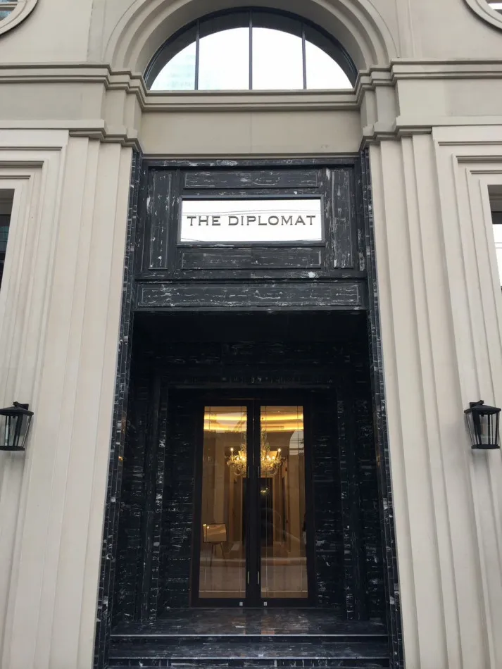 ขายคอนโด The Diplomat Sathorn 44.29 ตร.ม. ใกล้ BTS