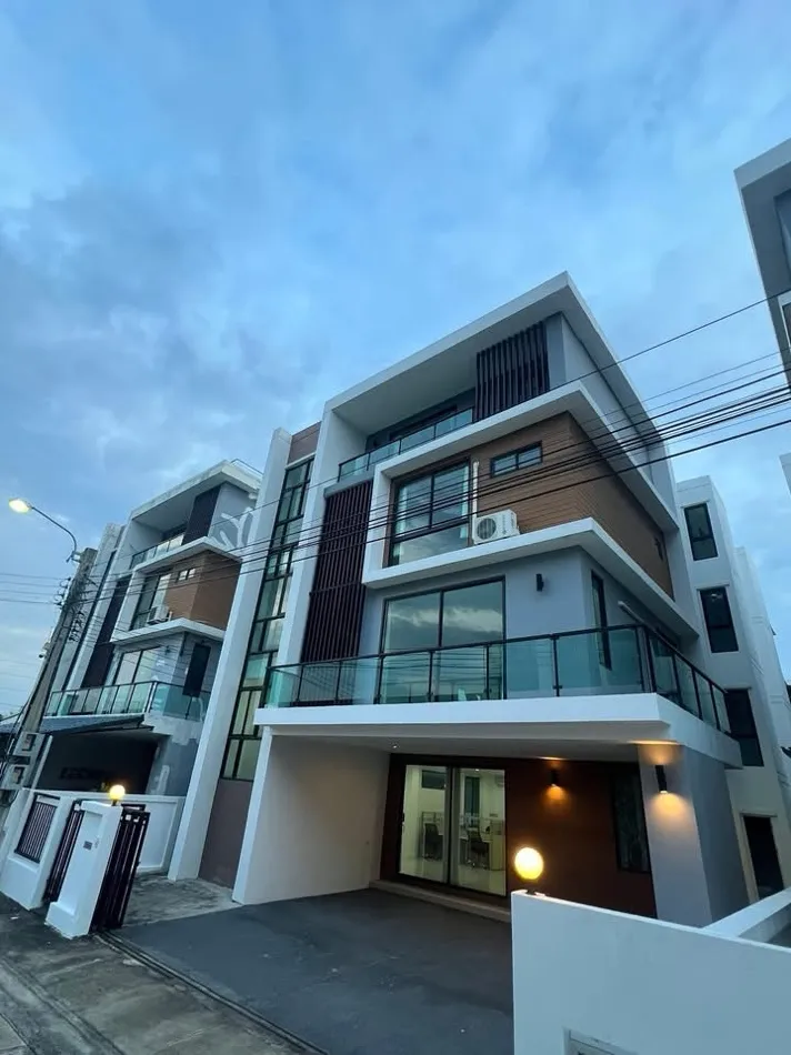 ให้เช่า ออฟฟิศ เดอะ เบสท์ กิ่งแก้ว-สุวรรณภูมิ