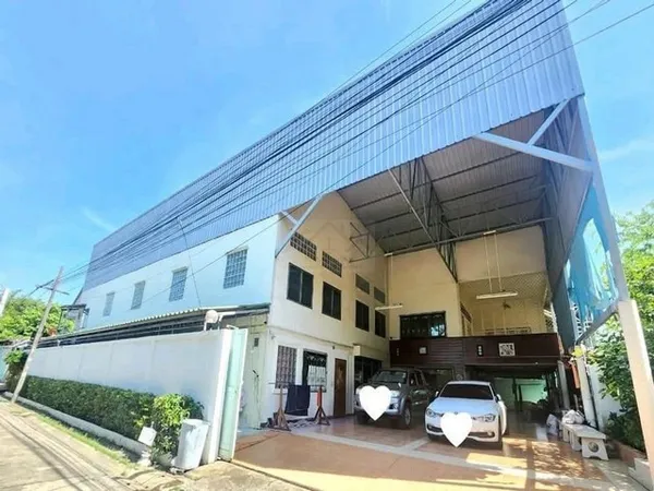 ให้เช่าโกดัง 200 ตรว. 1176 ตร.ม. นาคนิวาส ลาดพร้าว 71 ใกล้ Central Eastville, CDC เหมาะทำศูนย์กระจายสินค้า ออฟฟิศ สตูดิโ