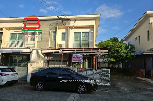 ขายทาวน์เฮ้าส์ 2 ชั้น หมู่บ้านเดอะคอนเนคอ่อนนุช 2 (ใกล้ตลาดประเวศ) เนื้อที่ 21.4 ตรว. แขวงประเวศ เขตประเวศ