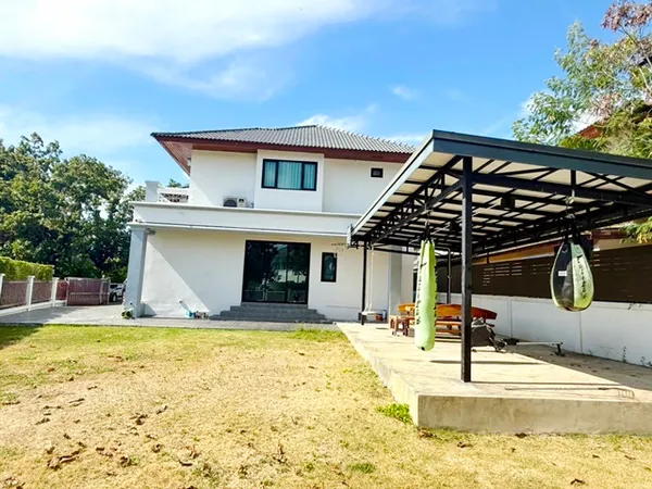 เฟอร์ เครื่องใช้ไฟฟ้า ให้เช่า 5นอน โรงเรียนนานาชาติ RIS รามคำแหง164 ต้อนรับต่างชาติ คฤหาสน์ 6น้ำ 150 ตรว เพอร์เฟค โลตัสส