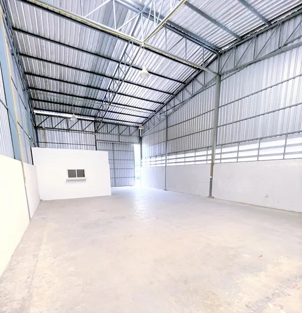 หลังสุดท้าย รถไฟฟ้าปากเกร็ด 1.8 กม. ติวานนท์ โกดังให้เช่า ปากเกร็ด นนทบุรี เลี่ยงเมืองปากเกร็ด อิมแพ็ค เมืองทองธานี 4กม.