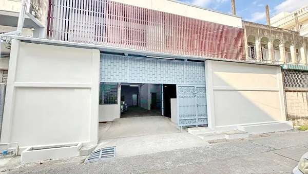 BTSเจริญนคร 450 ม. เช่าโกดัง พร้อมออฟฟิศ450ตร.ม. ไอคอนสยาม 500ม. 80 ตร.วา. รร.นานาชาติไพโอเนียร์ 1.3 กม.คลองสาน 3ออฟฟิศ 