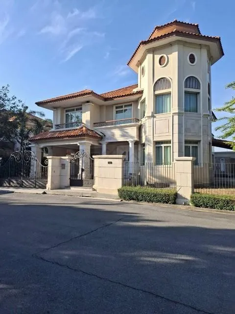 ให้เช่าบ้านเดี่ยว 2 ชั้น 150 ตร.ว. หมู่บ้านกรีนเนอรี่ วิลล์ รามคำแหง อยู่ตรงข้าม รพ.เกษมราษฎร์