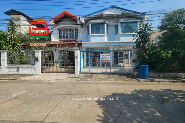 ขายบ้านแฝด 2 ชั้น หมู่บ้านเคหะธนบุรี 1 (ใกล้โลตัสพระราม 2) เนื้อที่ 49 ตรว. แขวงแสมดำ เขตบางขุนเทียน