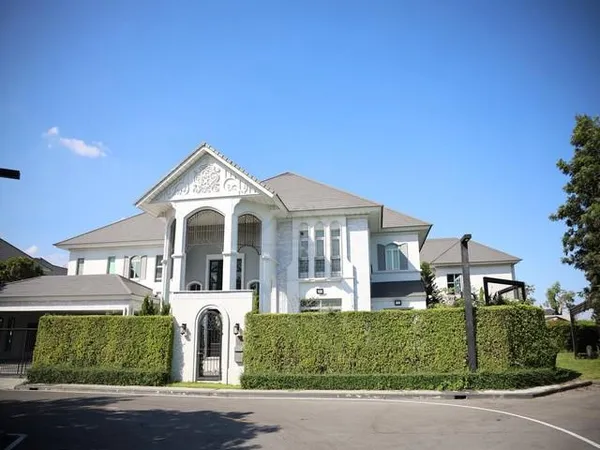 ขายบ้านเดี่ยว 2 ชั้น 202 ตร.ว. เพอร์เฟค มาสเตอร์พีซ พระราม 9-กรุงเทพกรีฑา ใกล้ รร.นานาชาติ เวลลิงตัน