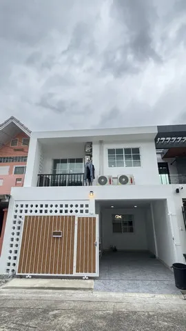 ให้เช่า ทาวน์โฮม ห้วยขวาง รัชดา18เฟอร์นิเจอร์ไหม่ เครื่องใช้ไฟฟ้าครบ บ้านว่างพร้อมอยู่