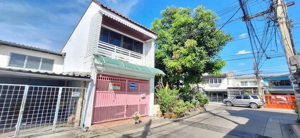 หมู่บ้านประชานิเวศน์ 3 ถ.ประชานิเวศน์ 3 ซอย 1/7 ที่ตั้ง :ต.ท่าทราย อ.เมืองนนทบุรี จ.นนทบุรี