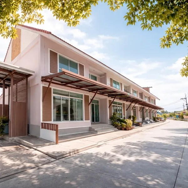 โลตัส พลัสมอลล์ อมตะ 1.6 กม. ให้เช่า ทาวน์โฮม 2 ชั้น หน้ากว้าง 8 เมตร เท่ากับ2คูหา นิคมอมตะนคร 1.2 กม.หน้ากว้างพิเศษ ทำเ