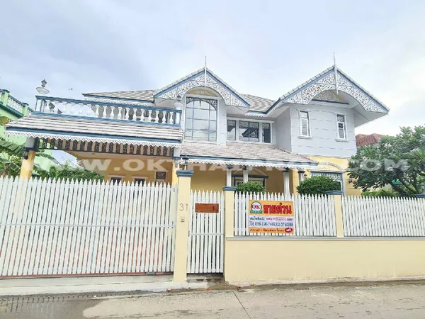 บ้านเดี่ยวสร้างใหม่ทั้งหลัง ซอยนาคนิวาส ลาดพร้าว