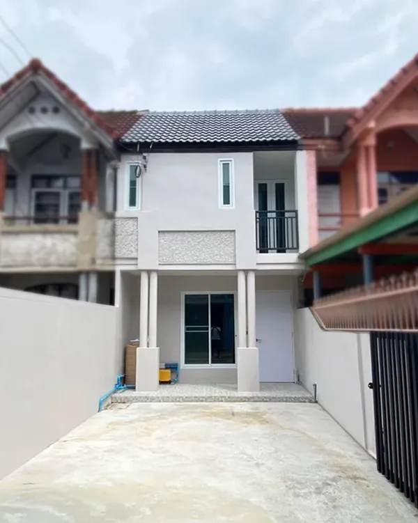 ทาวน์เฮ้าส์ ซ.โรงนมตรามะลิ(อุดมเดช) ติดถ.สุขุมวิท(ปากน้ำ) ใกล้ BTS ช้างเอราวัณ 280 ม. สมุทรปราการ l รีโนเวทใหม่ พร้อมอยู่