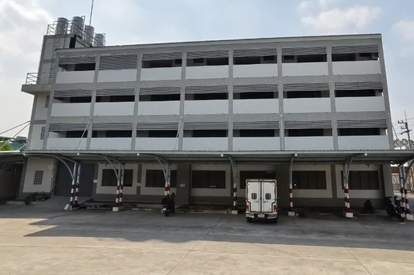 ให้เช่าโรงงาน 4 ชั้น 2,016 ตารางเมตร อาคารพร้อมเข้าใช้งานได้ทันที เขตลาดกระบัง กรุงเทพมหานคร
