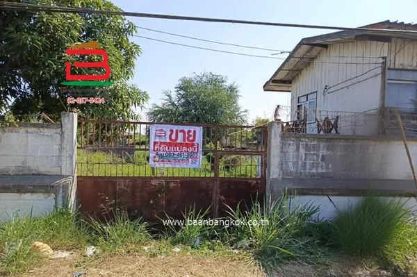 ที่ดินเปล่า ชุมชนบ้านปากทางเจริญ (ใกล้ตลาดปากทางเจริญ) เนื้อที่ 2-3-59 ไร่ ตำบลดอยหล่อ อำเภอดอยหล่อ จังหวัดเชียงใหม่