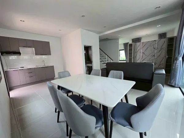 ให้เช่าบ้านเดี่ยวโครงการโคโม่ โบทานิก้า 2 ย่านบางนา ใกล้ Mega Bangna และทางด่วน เดินทางสะดวก