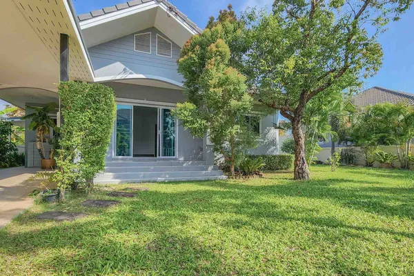 Single-Story Home in a Serene Gated Community | บ้านโครงการชั้นเดียว บรรยากาศสงบ เป็นส่วนตัว ย่านสันทราย, เชียงใหม่