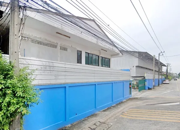 ร. 9 พัฒนาการ ให้เช่าโกดัง ที่ดิน 1ไร่ 1งาน สำนักงาน 2 ชั้น 1,300 ตร.ม. MRT สวนหลวง ร.9 2.4 กม.พาราไดซ์ พาร์ค 2.9 กม.เฉล