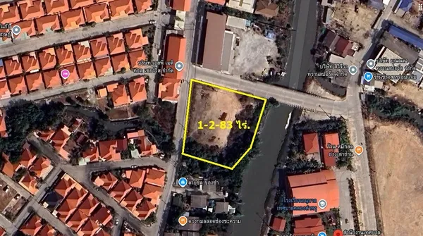 ขายที่ดินเปล่าแปลงมุม ขนาด 683 ตรว เหมาะสำหรับทำเซเว่นอีเลฟเว่น สไตล์สแตนอโลน คลองตำหรุ ชลบุรี.