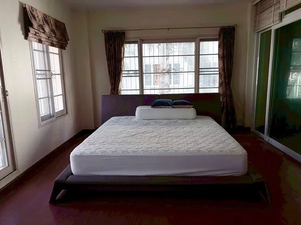 ให้เช่าทาวโฮม3ชั้น ใกล้มหาวิทยาลัยสยาม, Seacon บางแค และ The Mall ท่าพระ หลังมุม ย่านถนนราชพฤกษ์ โครงการ เออร์เบิน สาทรใ