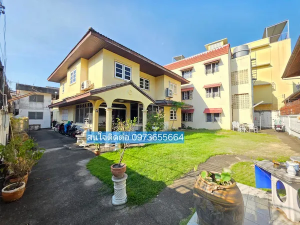 ขายที่ดินพร้อมอาคารหอพัก และบ้านเดี่ยว ถนนดินสอ เสาชิงช้า เขตพระนคร อยู่หลังร้านมนต์นมสด ตรงข้ามศาลากลางกรุงเทพมหานคร