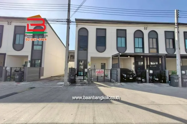 ทาวน์เฮาส์ หมู่บ้าน M Life (เอ็มไลฟ์) สถานีรถไฟฟ้าคูคต เนื้อที่ 18.6 ตรว. ใกล้ BTS คูคต เพียง 8 นาที ถนนลำลูกกา ตำบลลาดสวาย อำเภอลำลูกกา จังหวัดปทุมธานี