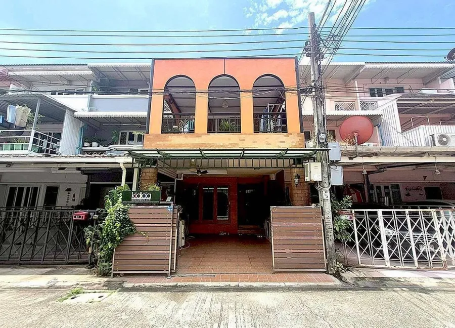 ขายทาวน์โฮม บ้านสวนธนพาร์คแกลเลอรี่ ใกล้ เซ็นทรัล