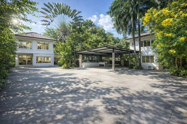 ร้านอาหาร คาเฟ่ 7นอน BTSเซนต์หลุยส์ 600 ม.ให้เช่าบ้านเดี่ยวใจกลางสาทร 100 ตร.วา. 300 ตร.มหรือออฟฟิศ บ้าน 2 ชั้น