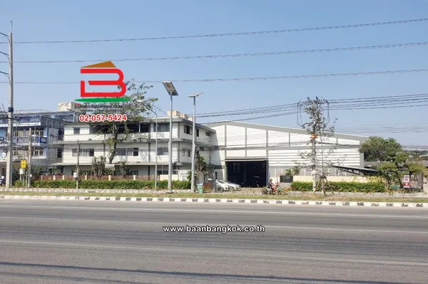 ที่ดินพร้อมโรงงาน เนื้อที่ 1-1-21 ไร่ ติดถนนซอยเทศบาลแพรกษา 13 (ตรงข้ามโรงงานอุตสาหกรรมแพรกษา) ถนนแพรกษา ตำบลแพรกษา อำเภอเมืองสมุทรปราการ สมุทรปราการ