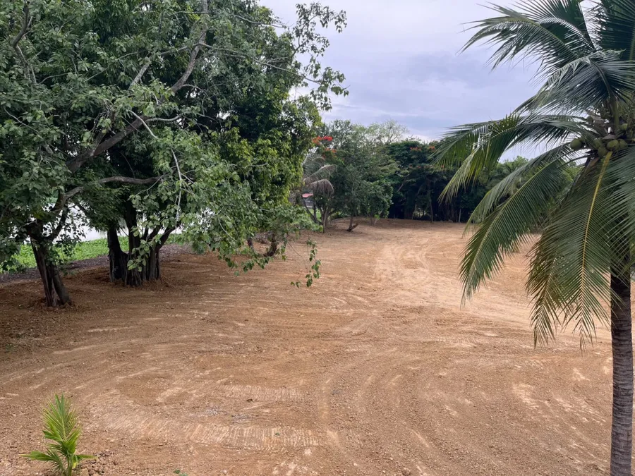 ขายที่ดินแปลงสวย ทำเลศักยภาพสูง อ.กระทุ่มแบน จ.สมุ