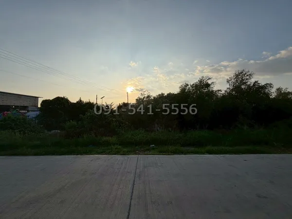 ขายที่ดินประชาอุทิศ 90 ซอยยิ้มแย้ม ขนาดที่ดิน 3 ไร่ รูปแปลงสวย ใกล้สี่เหลี่ยม ติดถนน 3 ด้าน ผังเมืองสีเหลือง