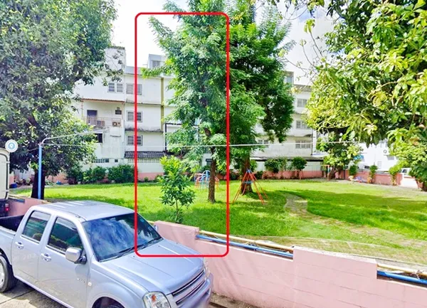 เลียบด่วนเอกมัย รามอินทรา 28-38 ติดโรงเบียร์เยอรมันตะวันแดง ให้เช่าอาคารพาณิชย์ 3.5 ชั้นปั้ม น้ำมันปตท. 3-4นอน 4น้ำ