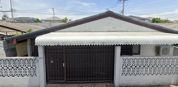 เปิดซิง! บ้านใหม่ แอร์ใหม่ 3ตัว 50 ตรว. บางนา-ตราด49-55 200 ตรม. จอดรถ3คัน สนามบินสุวรรณภูมิ เมกาบางนา โลตัสบางนา ขนาดให