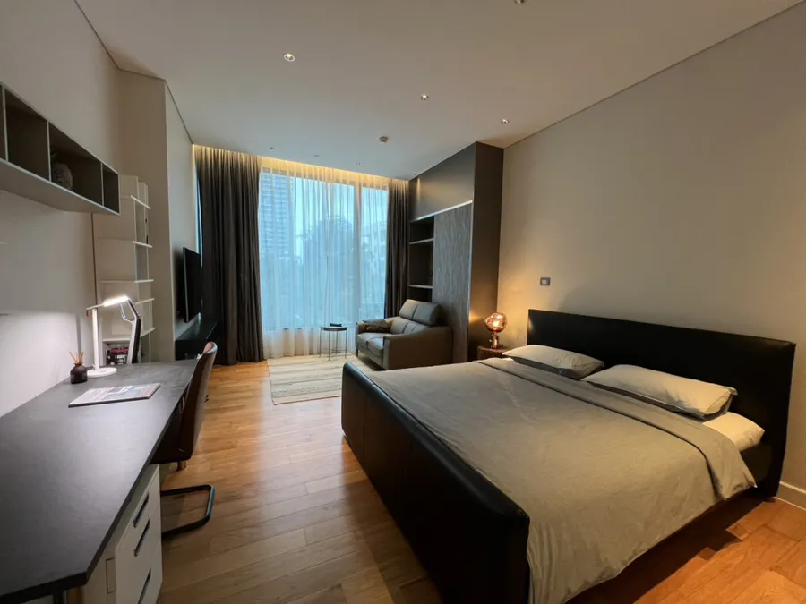 ให้เช่า คอนโด Sindhorn Residence