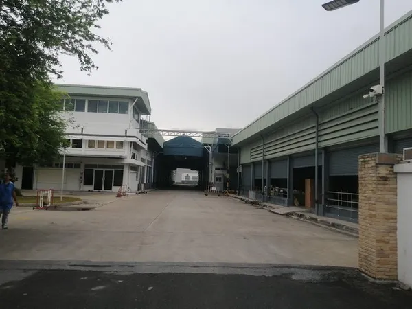 ให้เช่าโกดัง พื้นที่ 960 และ 1,200 ตารางเมตร นิคมอุตสาหกรรม บางชัน