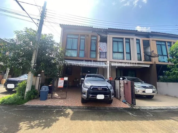 ทาวน์โฮม มาย เพลส แจ้งวัฒนะ-ติวานนท์ ปากเกร็ด
