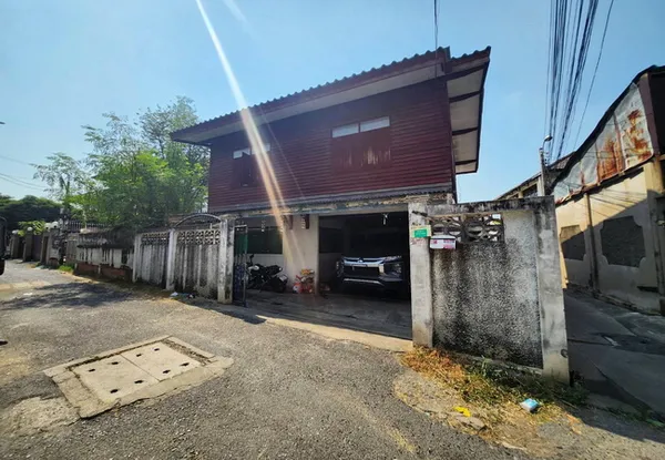 ขายบ้านเดี่ยว ถนนจรัญสนิทวงศ์ ซอย 37 เขตบางกอกน้อย กรุงเทพมหานคร