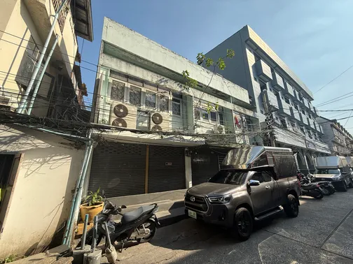 ด่วน ขาย อาคารพาณิชย์ 2 ชั้น 3 คูหา พัฒนาการ ซ.2 ใกล้ Airport Rail Link รามคำแหง  ทางด่วน เจ้าของขายเอง