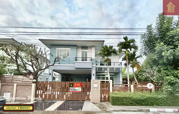 เดอะ แพลนท์ บางนา บ้านเดี่ยวหลังมุมถนนเมน ติดสวน ทำเลดี น่าอยู่