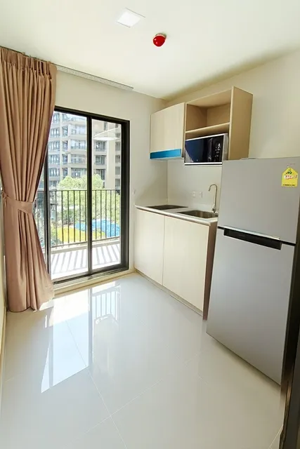 ห้องใหม่พร้อมอยู่ ดีคอนโด คาล์ม รามคำแหง 40 โปรจองด่วน 1 นอน 1 น้ำ MRT ลำสาลี 1.6 กม.พื้นที่ใช้สอย 30 ตร.ม.บรรยากาศสงบ เ