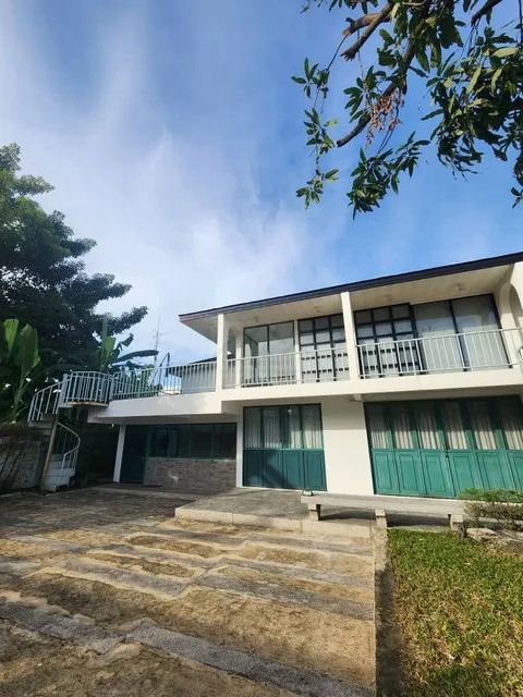 ให้เช่าโฮมออฟฟิศ 2 ชั้น 100 ตร.วา สุขุมวิท 64 ใกล้ BTS ปุญณวิถี เพียง 2 นาที จอดรถ 7-8 คัน