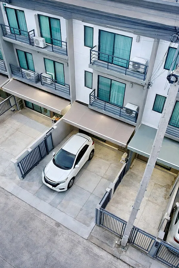 ให้เช่าทาวน์โฮม 3 น้ำ เลี้ยงสัตว์เล็กได้ ถ.พิบูลสงคราม ราชพฤกษ์ พระราม5 3นอน สะพานพระราม5 1.9กม. กว้าง 5ม.