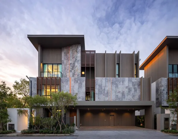 The One Signature Bangna-Rama9 เดอะวัน ซิกเนเจอร์ บางนา-พระราม9