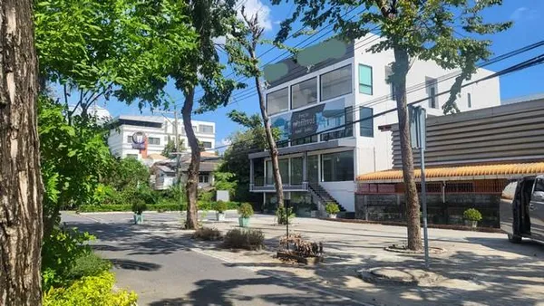 ให้เช่าอาคาร 4 ชั้น 150 ตร.ว. ถนนประดิษฐ์มนูธรรม (เลียบด่วนเอกมัย-รามอินทรา) เหมาะกับหลายธุกิจ