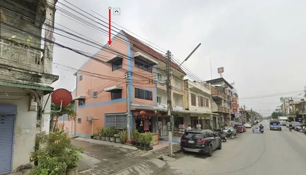 ขายอาคารพาณิชย์ 3 ชั้น หลังหัวมุม ทำเลค้าขาย ใกล้สถานีรถไฟลำปาง ( สบตุ๋ย )
