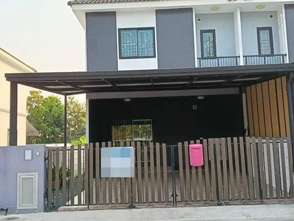 ขายด่วน บ้านทาวเฮ้าส์ หมู่บ้านศิวาลัย บางสมัคร บางปะกง ฉะเชิงเทรา สภาพใหม่ เนื้อที่ 42 ตรว. โทร 0632359638