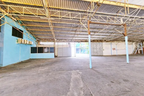 เจริญกรุง25-35 MRTหัวลำโพง 360ม. ตลาดน้อย ท่าเรือข้ามฟากสี่พระยา ให้เช่าโกดัง สัมพันธวงศ์ 196ตรว. 782ตรม. 3น้ำ 4นอน แอร์