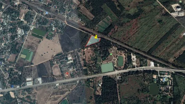 ขายที่ดินทำเลทอง 7-3-44  ไร่ ราคา 2.9 ล้านบาท ใจกลางห้างฉัตร ลำปาง