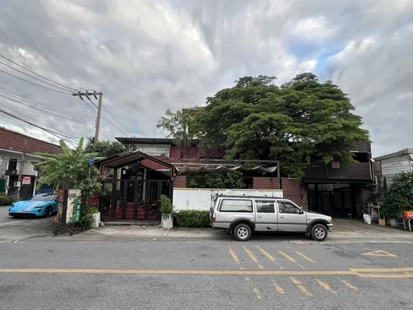 ให้เช่าอาคาร 2 ชั้น แปลงหัวมุมสวย ริมถนน 350 ตรม. ทำเล เสนานิคม 25 ประเสริฐมนูกิจ 14 เหมาะกับหลายธุรกิจ