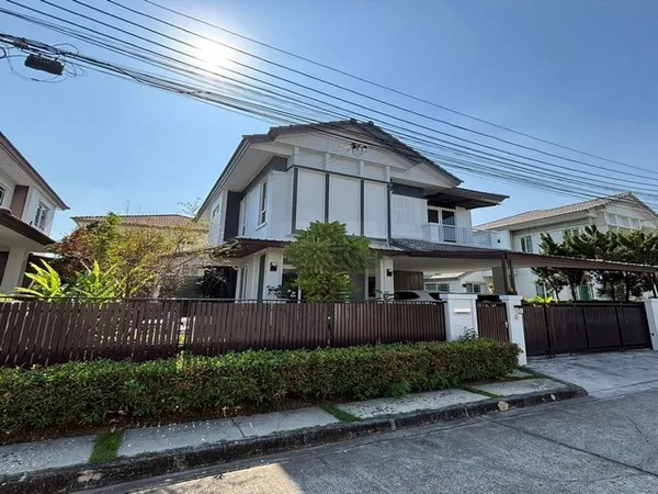 ขายบ้านเดี่ยว 2 ชั้น 63.4 ตรว. Built-in ทั้งหลัง โครงการ มัณฑนา รามอินทรา-วงแหวน ใกล้ Club House มาก ทิศเหนือ ฮวงจุ้ยดี