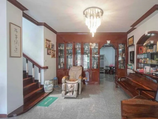 ให้เช่าบ้านเดี่ยว โครงการชิชา ถนนพระราม2 แอร์เฟอร์นิเจอร์ครบ มี4ห้องนอน3ห้องน้ำ1ห้องแม่บ้าน ราคาเช่าเดือนละ25,000บาท